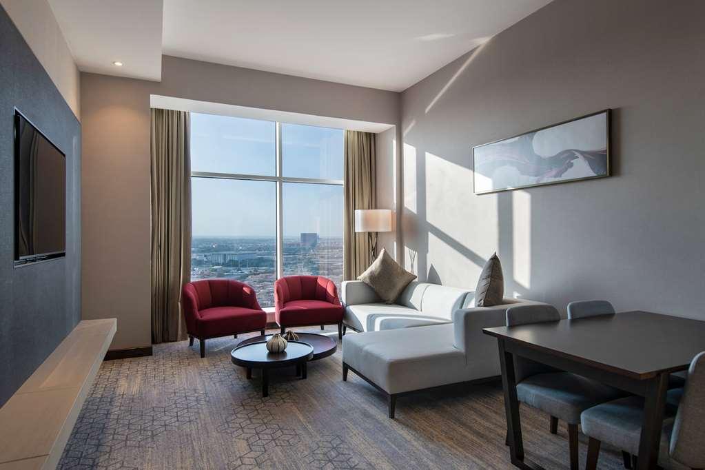 Ramada By Wyndham Riyadh King Fahd Road 객실 사진
