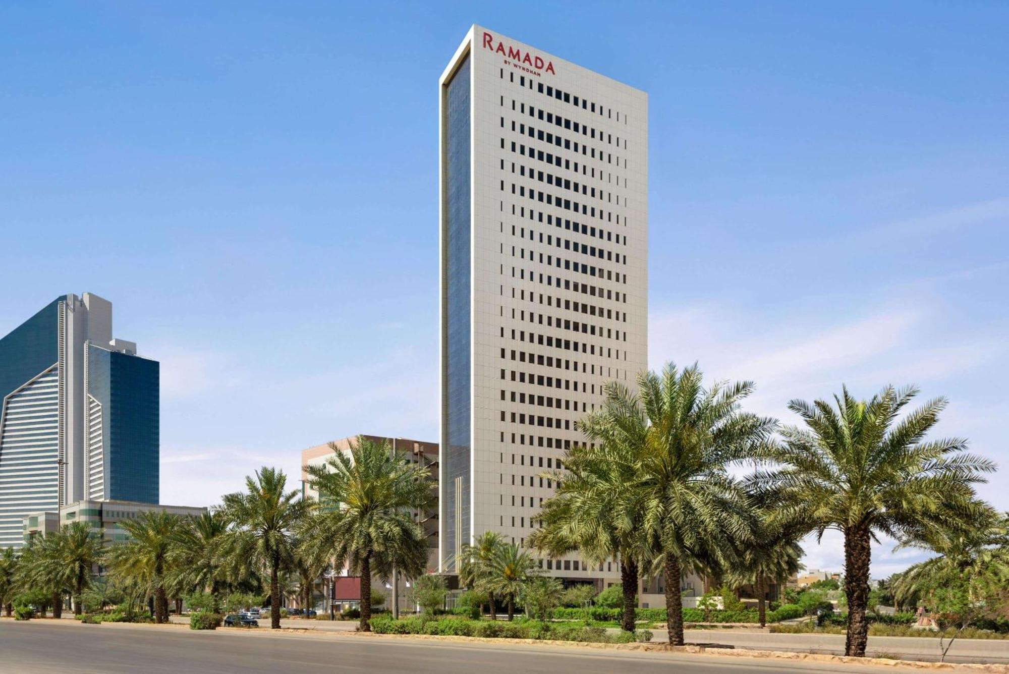 Ramada By Wyndham Riyadh King Fahd Road 외부 사진 Ramada Hotel, Al Qusais